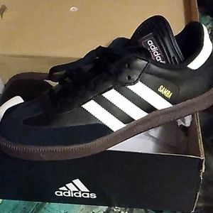 Adidas Samba Classic Soccer shoes